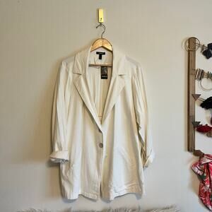 Torrid Linen Longline Button Front Blazer - Cream - 3XL